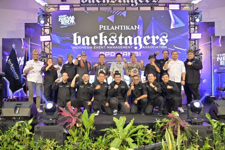 Wawako Hadiri Pelantikan Backstagers Indonesia Jambi: Dorong Industri Event dan Ekonomi Kreatif. (Foto : ist)
