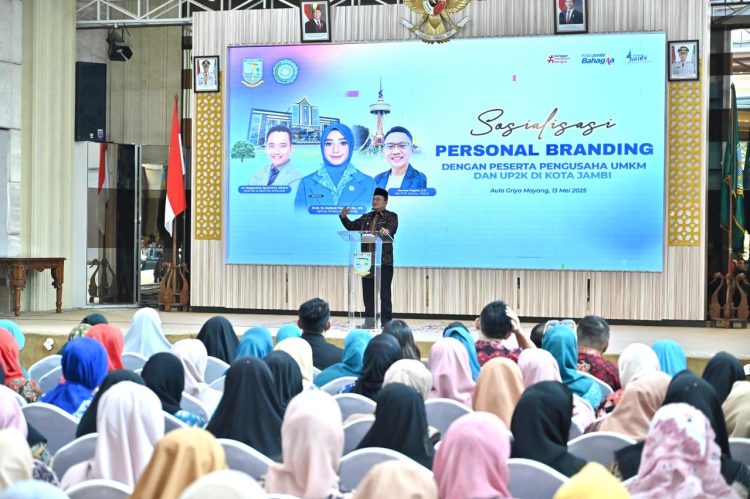 Wali Kota Jambi Buka Sosialisasi Personal Branding: Dorong UMKM dan UP2K Naik Kelas. (Foto : ist)