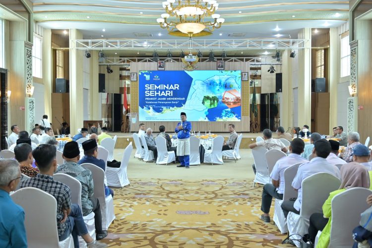 Banjir Bukan Sekadar Infrastruktur, Maulana Dorong Kesadaran Kolektif dan Peran Masyarakat. (Foto : ist)