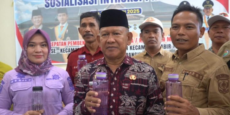 Cegah Sampah Plastik, Tabsel Launching Penggunaan Tumbler. (Foto : ist)