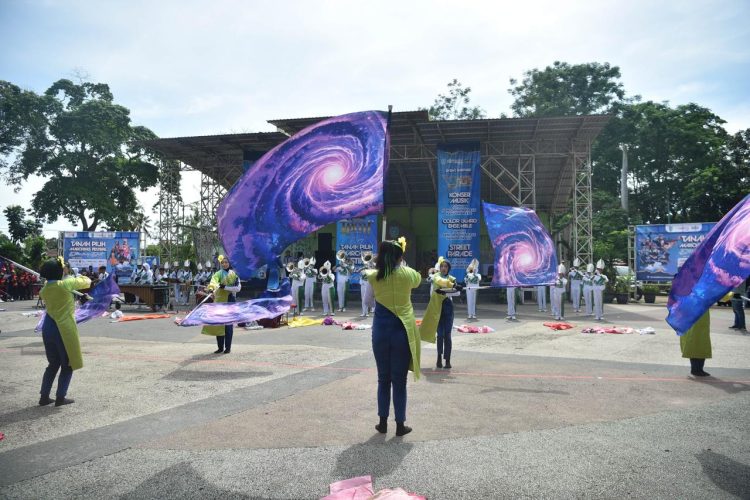 Gebyar Drum Band Meriahkan HUT Kota Jambi, Tanah Pilih Marching Band Festival 2025 Resmi Dimulai. (Foto : ist)
