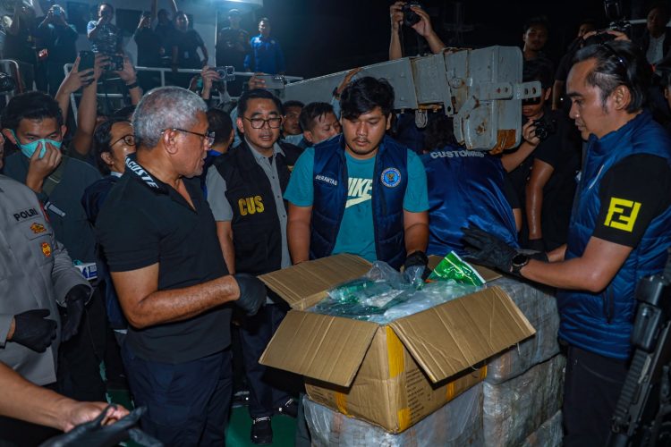 Kepala BNN RI Tinjau Kapal Angkut Sabu. (Foto : ist)