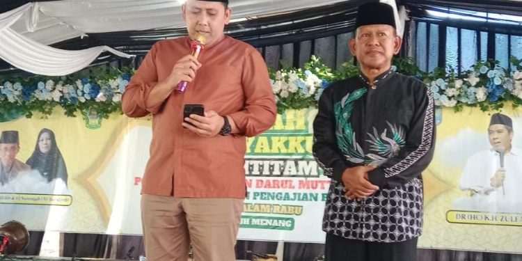 Bupati Syukur dan Wabup Khafidh Motivasi Para Santri. (Foto : ist)