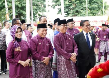 Mendes RI, Gubenur Jambi dan anggota DPR RI hadiri Paripurna DPRD Kota Jambi dalam rangka HUT Tanah Pilih Pesako Bertuah. (Foto : ist)