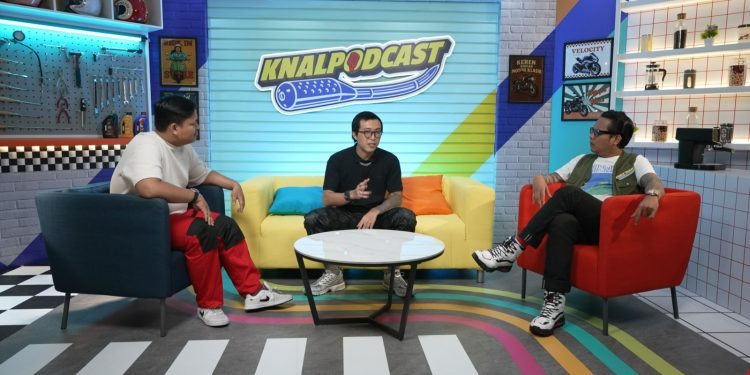 Full Gaspol! Dokter Tirta Kasih Riding Tips Seru di Episode Perdana Yamaha Knalpodcast Bareng Gofar Hilman. (Foto : ist)