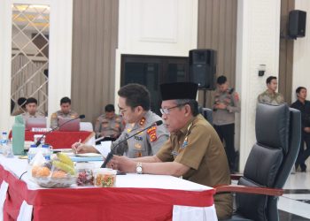 Wagub Sani hadiri rapat koordinasi lintas sektoral di Polda Jambi. (Foto : ist)