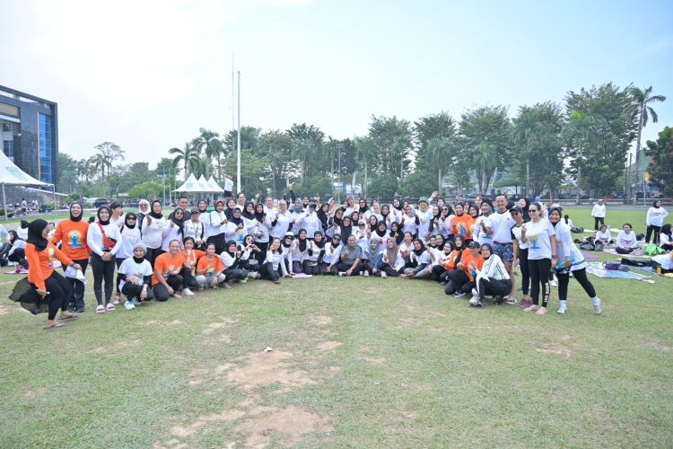 Peringati Hari Yoga Internasional, Pemkot Jambi Dorong Warga Budayakan Hidup Sehat ala Yoga. (Foto : ist)