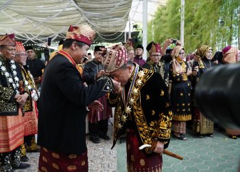 Gubernur Al Haris: Pemangku Adat Melayu Jambi Mitra Pemerintah Dalam Pembangunan. (Foto : ist)