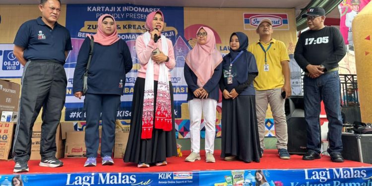 Ning Gytha :
Cukup Pakai Lidah Mertua Perangi Polusi Udara. (Foto : ist)