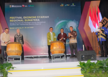 Pembukaan Festival Ekonomi Syariah SE Sumatera 2025 di Lampung. (Foto : ist)