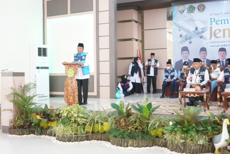 Sambut Kepulangan Jemaah Haji Kloter 20, Wagub Sani: Insya Allah Jadi Haji Mabrur. (Foto : ist)