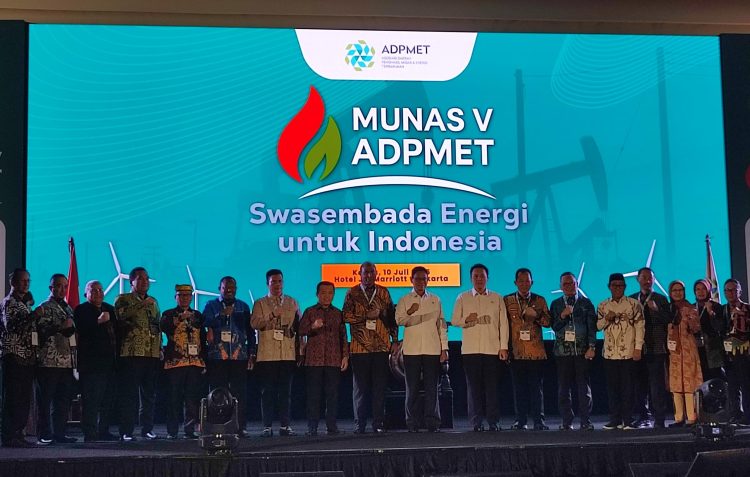 Gubernur Jambi Al Haris hadiri munas. (Foto : ist)