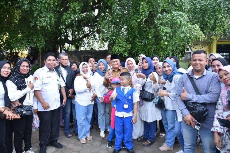 Buka MPLS Ramah Bahagia Se-Kota Jambi, Maulana : Kita Ingin Anak Merasa Nyaman, Aman dan Bahagia. (Foto : ist)