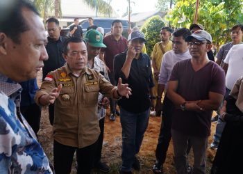 Gubernur Jambi Al Haris tinjau kesiapan koperasi Merah Putih. (Foto : ist)