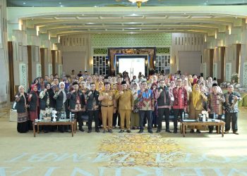 Modul Praktik Berbasis Proyek Cinta, Bangga, Paham Rupiah, Wali Kota Maulana : Isinya Menarik dan Mudah Dipahami. (Foto : ist)
