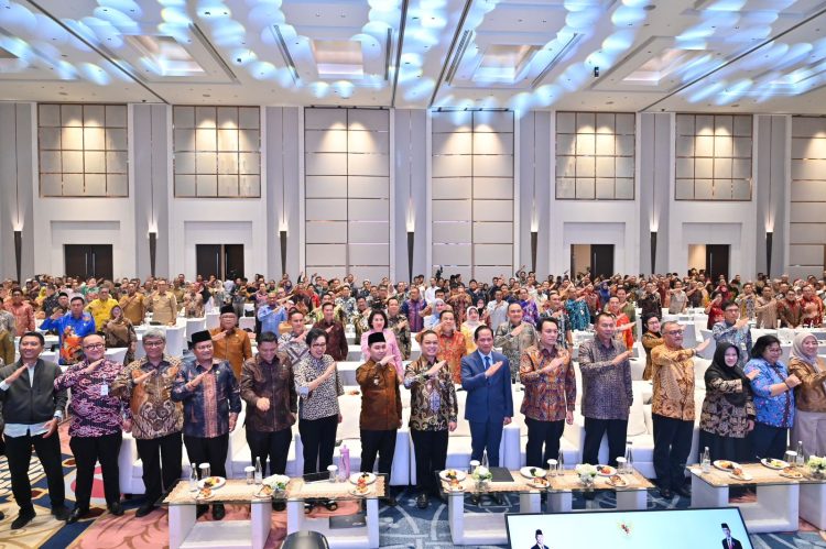 Wali Kota Maulana Hadir di Rakornas KLH-BPLH, Kota Jambi Komit Capai Target 100 Persen Pengelolaan Sampah. (Foto : ist)