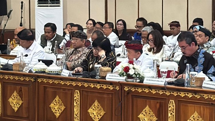 Hadiri Rapat Konsolidasi Nasional di Bali, Gubernur Al Haris Sampaikan Saran dan Usulan Kepada Beberapa Menteri. (Foto : ist)
