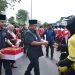 Wali Kota Maulana Pimpin Langsung Gerakan Pembagian Bendera Merah Putih di Kota Jambi. (Foto : ist)