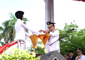 Peringati HUT Ke-80 RI, Gubernur Al Haris Minta Seluruh Warga Negara Terlibat Membangun Negara. (Foto : ist)