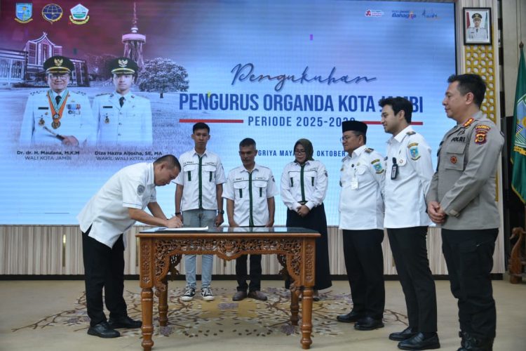 Wali Kota Maulana Ajak DPC Organda Bersama-sama Membangun Transportasi Publik Ramah Lingkungan. (Foto : ist)