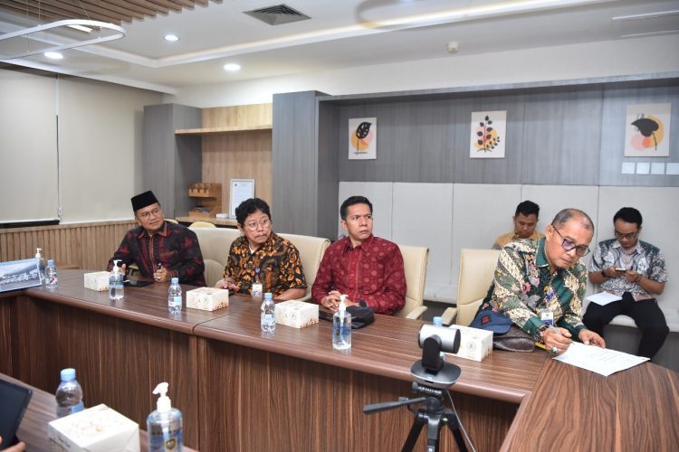 Wali Kota Jambi Paparkan Program Kota Tangguh Dalam Wujudkan Layanan Transportasi Publik Ramah Lingkungan. (Foto : ist)