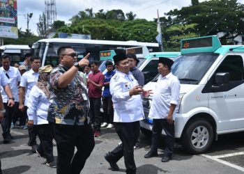 Wali Kota Maulana Tekankan Komitmen untuk Terus Tambah Angkutan Umum Ramah Lingkungan. (Foto : ist)