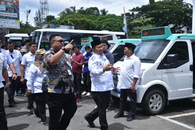 Wali Kota Maulana Tekankan Komitmen untuk Terus Tambah Angkutan Umum Ramah Lingkungan. (Foto : ist)