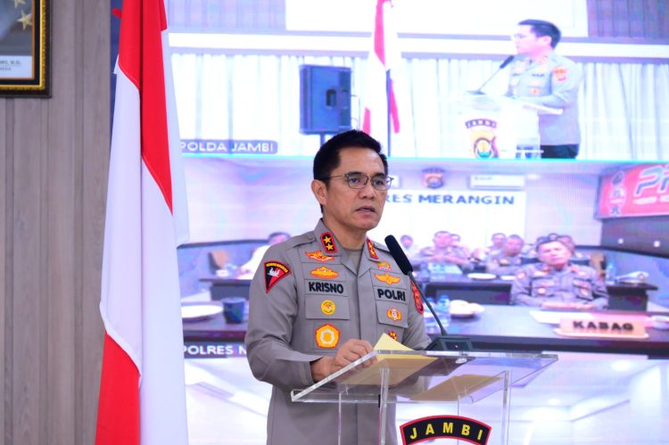 Kapolda Jambi Irjen Pol Krisno H Siregar. (Foto : ist)