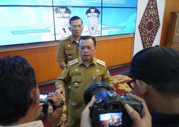 Buka Rakortek Percepatan Transformasi Digital, Gubernur Al Haris Minta Daerah Miiki Data Terintegrasi dan Terjamin Tingkat Keamanan. (Foto : ist)