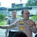 Kasubdit Kamsel Ditlantas Polda Jambi Kompol Novrizal saat memberikan pemahaman tertib berlalulintas dan safety riding bagi jurnalis Jambi. (Foto : ist)