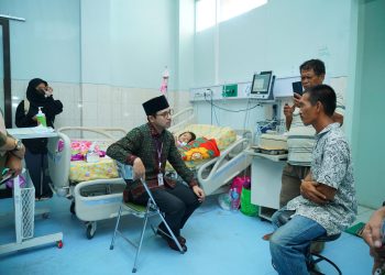 Wawako Diza Pastikan Kebutuhan Balita Usia 4 Tahun Penderita Penyakit Leukimia Ditanggung Pemerintah. (Foto : ist)