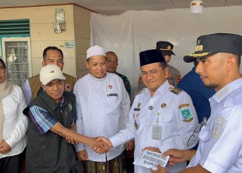 Gerak Cepat Pemkot Jambi Hadir Berikan Bantuan Tanggap Darurat Bagi Korban Kebakaran. (Foto : ist)