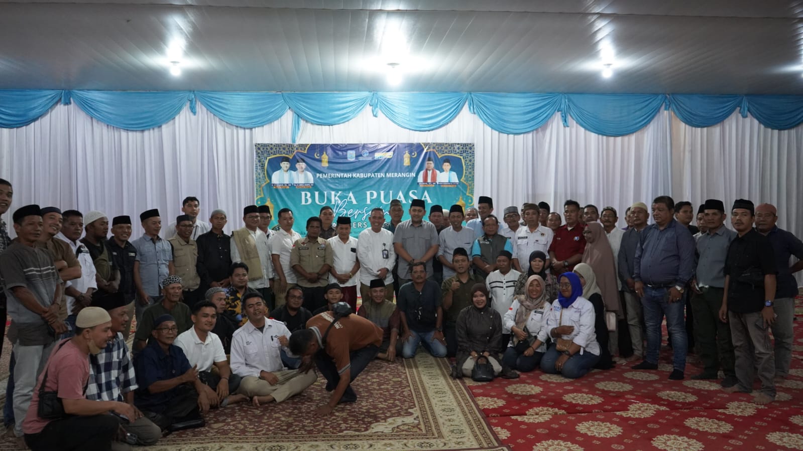 Buka Bersama! Insan Pers Pilar Demokrasi dan Pengawas Kebijakan yang Objektif. (Foto : Yazdi - sinarjambi.com)