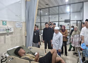 Lebaran Penuh Empati, Gubernur Al Haris Bawa Tali Asih dan Pastikan Layanan RS Tetap Prima. (Foto : ist)