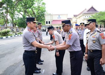 Apel Pagi Personel Polda Jambi, Kapolda Tekankan Kesehatan dan Pelayanan Usai Idul Fitri. (Foto : ist)