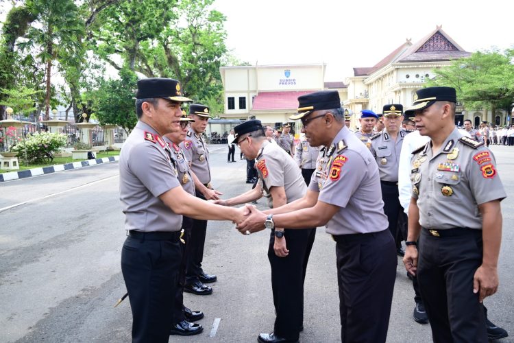 Apel Pagi Personel Polda Jambi, Kapolda Tekankan Kesehatan dan Pelayanan Usai Idul Fitri. (Foto : ist)