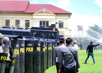 Polda Jambi Gelar Apel dan Simulasi Sispamkota, Perkuat Kesiapsiagaan Hadapi Potensi Gangguan Kamtibmas. (Foto : ist)