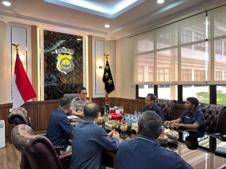 Polda Jambi Perkuat Sinergi dengan Kantor Pajak Provinsi dalam Penegakan Hukum Perpajakan. (Foto : ist)