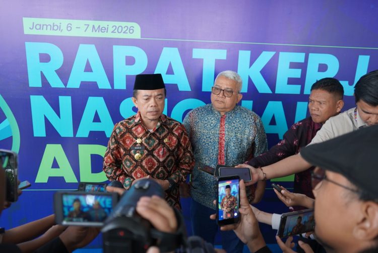 Jambi Guncang Rakernas ADPMET: Gubernur Al Haris Deklarasi Perang Fiskal Tak Adil, Dorong Kilang Mini Mulut Tambang. (Foto : ist)