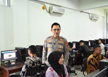Kapolda Jambi Tinjau Langsung Tes Akademik Taruna dan Taruni Akpol Tahun Anggaran 2026 di Kampus Unama Tehok. (Foto : ist)