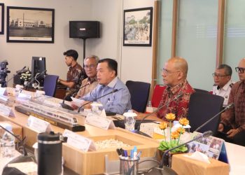 Audiensi dengan Kemenhub, Gubernur Al Haris Bahas Pembangunan Jalur Kereta Api Batu Bara Bungo–Kemingkig. (Foto : ist)