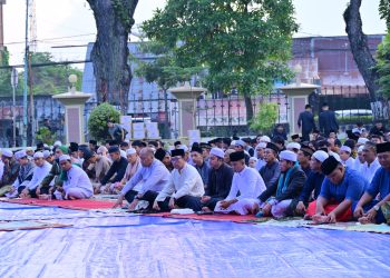 Pererat Silaturahmi, Polda Jambi Gelar Shalat Idul Adha 1447 H dan Berbagi Hewan Kurban. (Foto : ist)