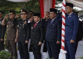 Gubernur Al Haris Ikuti Upacara Peringatan Hari Lahir Pancasila 2026, Ajak ASN dan Generasi Muda Hidupkan Nilai Pancasila. (Foto : ist)