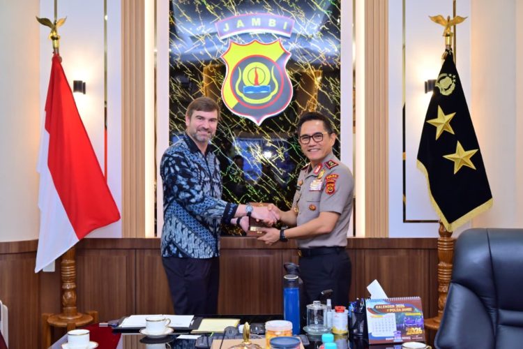 Kapolda Jambi Terima Audiensi Konsulat Amerika Serikat, Bahas Penguatan Kerja Sama Keamanan dan Pertukaran Informasi. (Foto : ist)