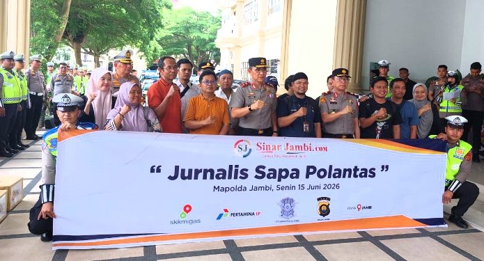 Kapolda dan Wakapolda Jambi hadiri pelepasan Jurnalis Sapa Polantas. (Foto : Rolan - sinarjambi.com)