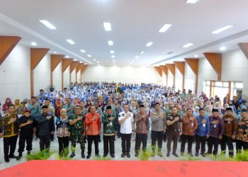 Perkuat Pencegahan dan Penanggulangan Radikal dan Terorisme, Pemrpov Jambi laksanakan Sosialiasi Akbar Perdana Di Sungai Penuh-Kerinci. (Foto : ist)