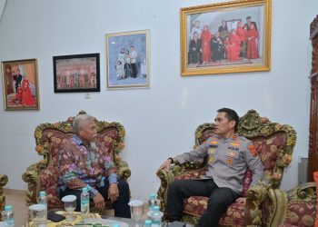 Kapolda Jambi Bersama PJU dan Bhayangkari Gelar Anjangsana ke Purnawirawan Polri dalam Rangka Hari Bhayangkara ke-80. (Foto : ist)