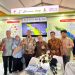 Sejumlah pejabat di Pemerintah Provinsi Sumatera Utara dan Kota Medan mengunjungi stan Pertamina Hulu Rokan (PHR) Zona 1 bersama SKK Migas pada ajang Pekan Inovasi dan Investasi (PIIS) Sumut 2026. Dalam kesempatan itu, Pj Sekda Pemprov Sumut, Sulaiman Harahap memberikan apresiasi terhadap PHR Zona 1 atas keikutsertaannya pada event tahunan. (Foto : ist)