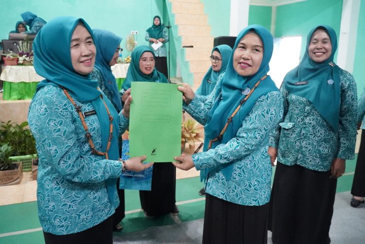 Hj. Hesti Haris: Religiusitas dan Kekompakan PKK Kunci Sukses Program Hingga ke Tingkat Desa. (Foto : ist)