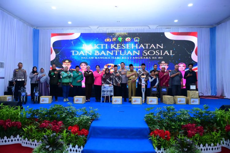 Bakti Kesehatan dan Bakti Sosial HUT Bhayangkara ke-80, Polda Jambi Layani Ribuan Warga. (Foto : ist)